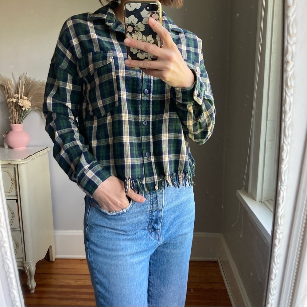 The Story Navy Blue Flannel Button Down Shirt size Small